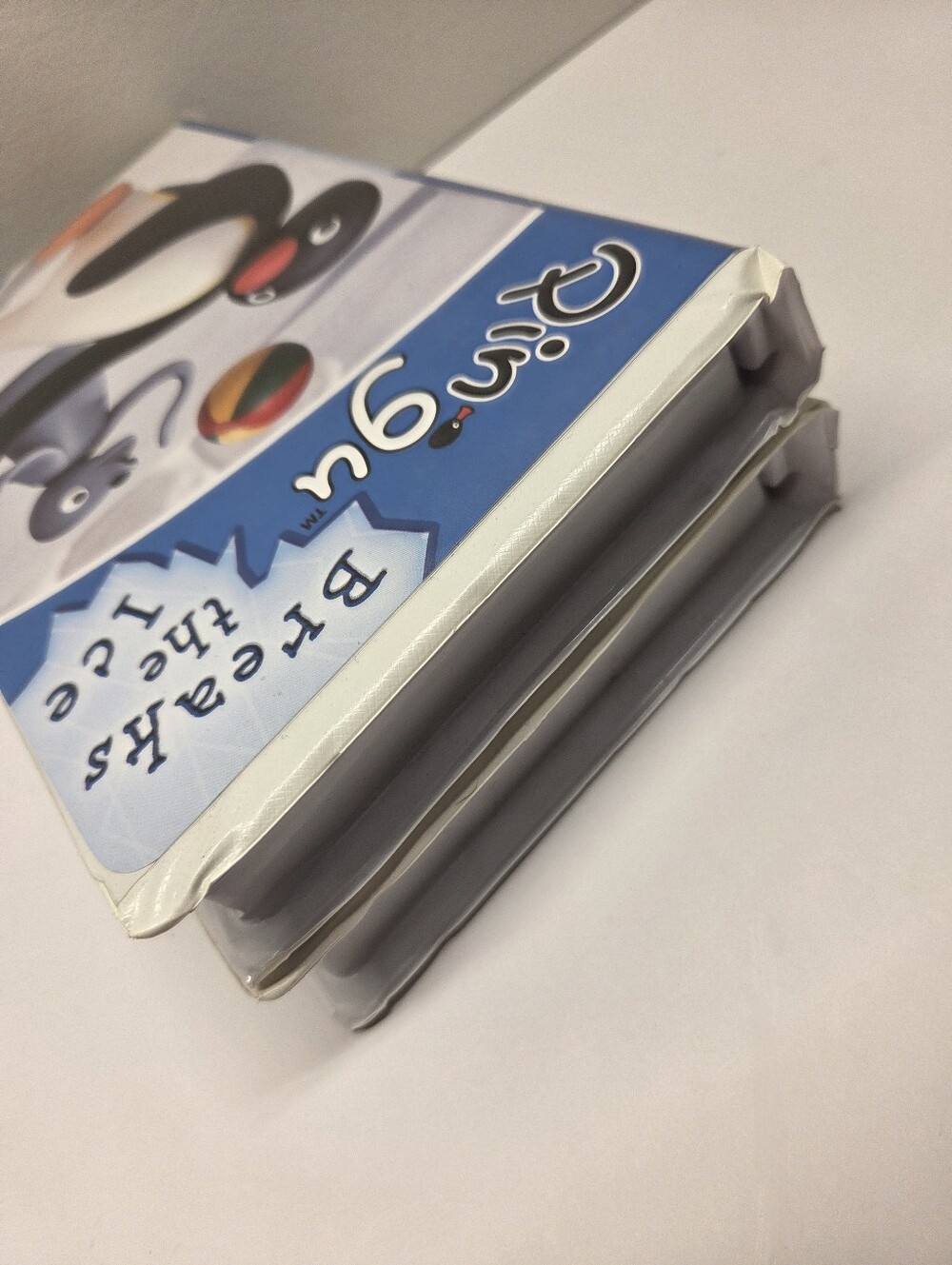 Pingu VHS Lot: Breaks The Ice & Chillin' With Pingu -2004 - Clamshell Case - Picture 9 of 12